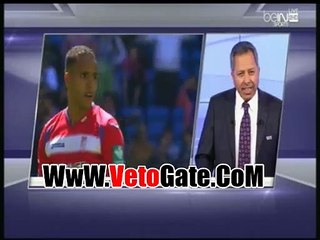 "كريستيانو رونالدو" يحتفظ بالكره احتفالاٌ بالخماسيه بغرناطه