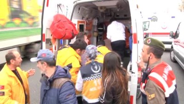 Panelvan Şarampole Devrildi: 4 Ölü, 4 Yaralı