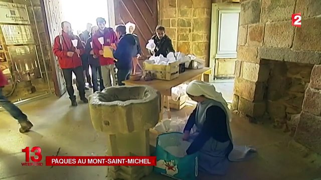 Pâques : des centaines de fidèles au Mont-Saint-Michel