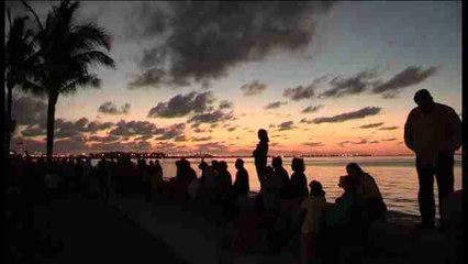 Misa al amanecer para despedir la Semana Santa en Miami