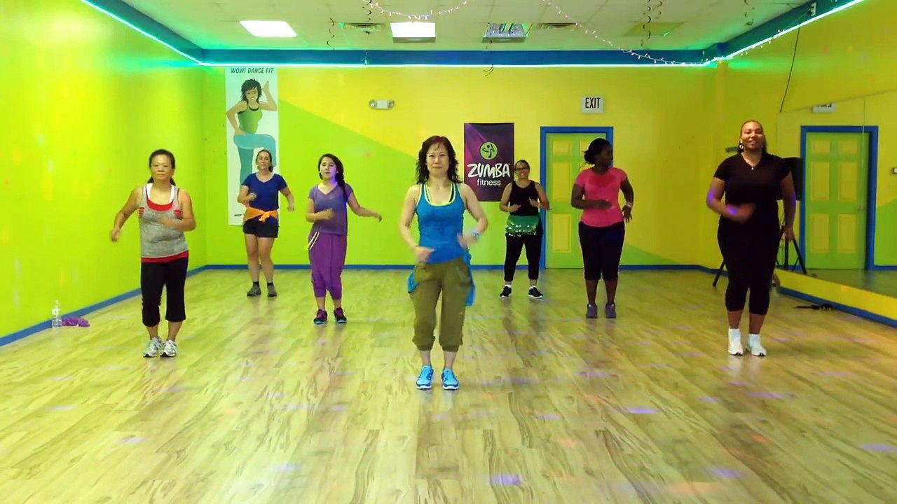 Simple Zumba Dance