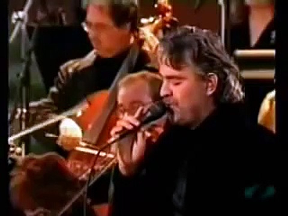 Andrea Bocelli "Besame Mucho" Live on stage in Tuscany