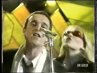 Squeeze - Cool for Cats - TOTP (with the dancing girls)