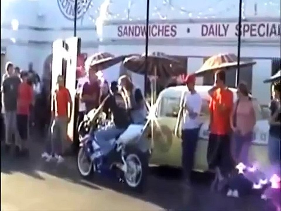 مسخره دقه واتقان