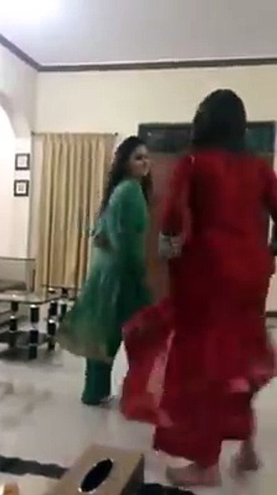 girl dance in hostel