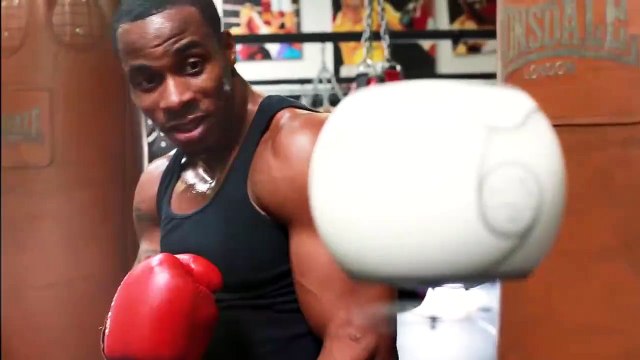 لمهاويس السيلفي نقدم هذا الاختراع الذي ظهر في أول أفريل كحقيقة وليس كذبة