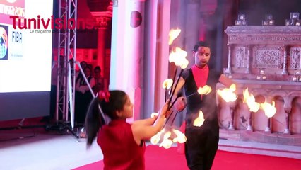 في لعبة خطيرة طفلة تونسية تبتلع النيران !!