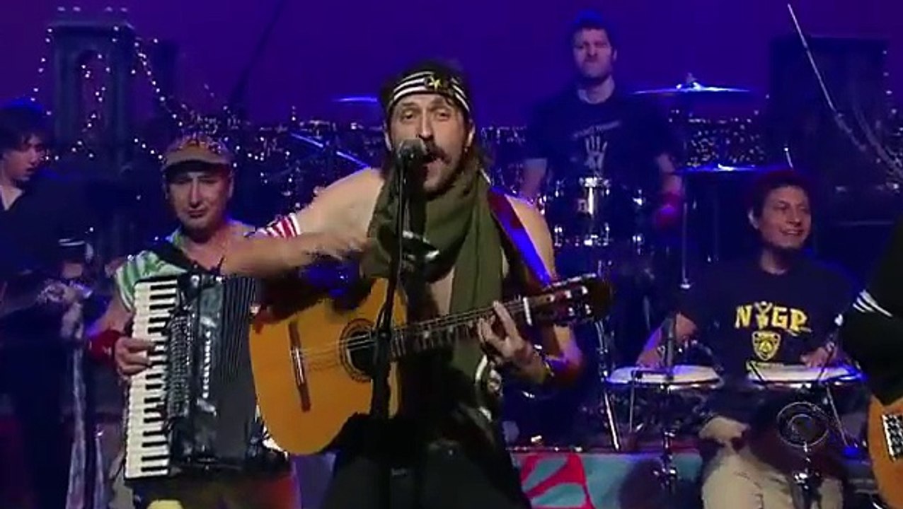 Gogol Bordello - Wonderlust King (on David Letterman)
