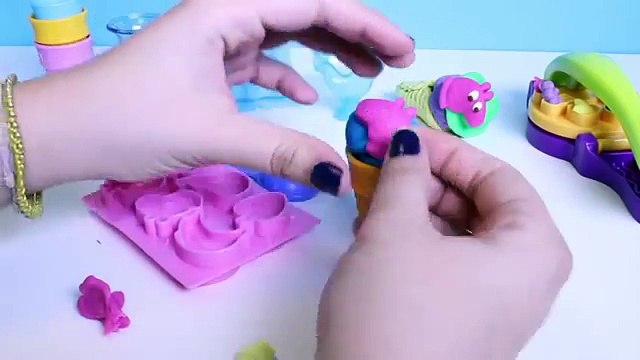 Play doh Scoops 'n Treats DIY Ice Cream Cones, Popsicles, Sundaes, Waffles Play Dough Dess