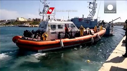 Italienische Küstenwache rettet 1.500 Bootflüchtlinge