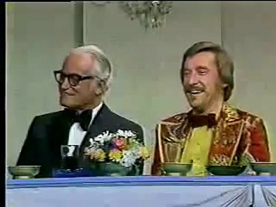 Jonathan Winters roasts Johnny Carson.avi video Dailymotion