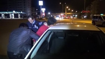 Aksaray Sakaryaspor Taraftarı Aksaray'da Markete Saldırdı: 4 Yaralı