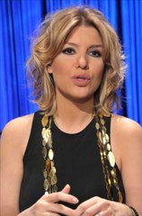 Gülben Ergen'in Paskalya Bayramını Kutlaması Takipçisini Kızdırdı