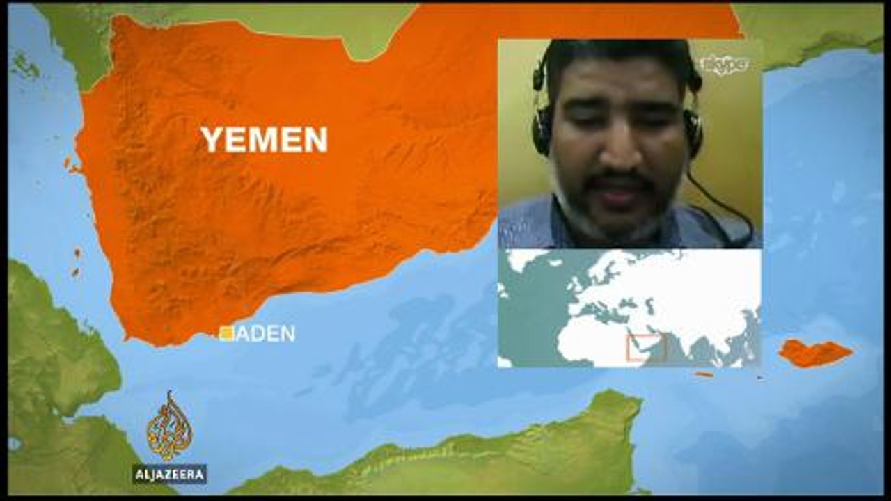 Civilians caught up in Aden fighting