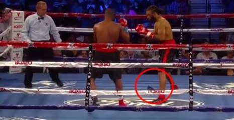 Boksör, Maç Oynanırken Cep Telefonunu Düşürdü