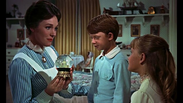 Mary Poppins - Chanson Nourrir les ptits oiseaux [VF|HD] (Disney)