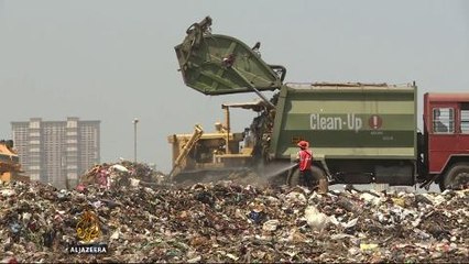 India volunteers find creative ways to get rid of trash