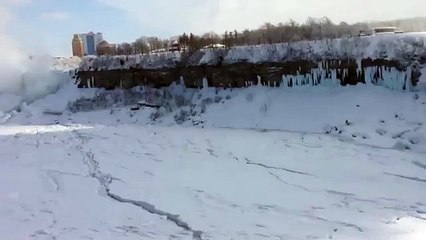 Niagara Falls- Frozen - Beautiful Natural view