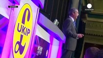 Elezioni in Gb: 6 deputati Tories con lo Ukip, Farage apre a governo di coalizione