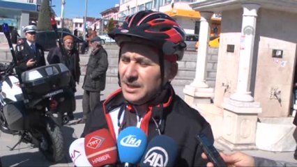 Polisler 35 Kilometre Pedal Çevirdi