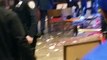 Emeute bien violente dans un casino aux états unis : lancé de chaises et blessés!