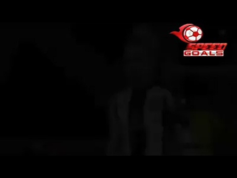 amazing free kick in women league !