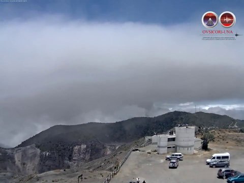 erupción del volcán Turrialba en Costa Rica