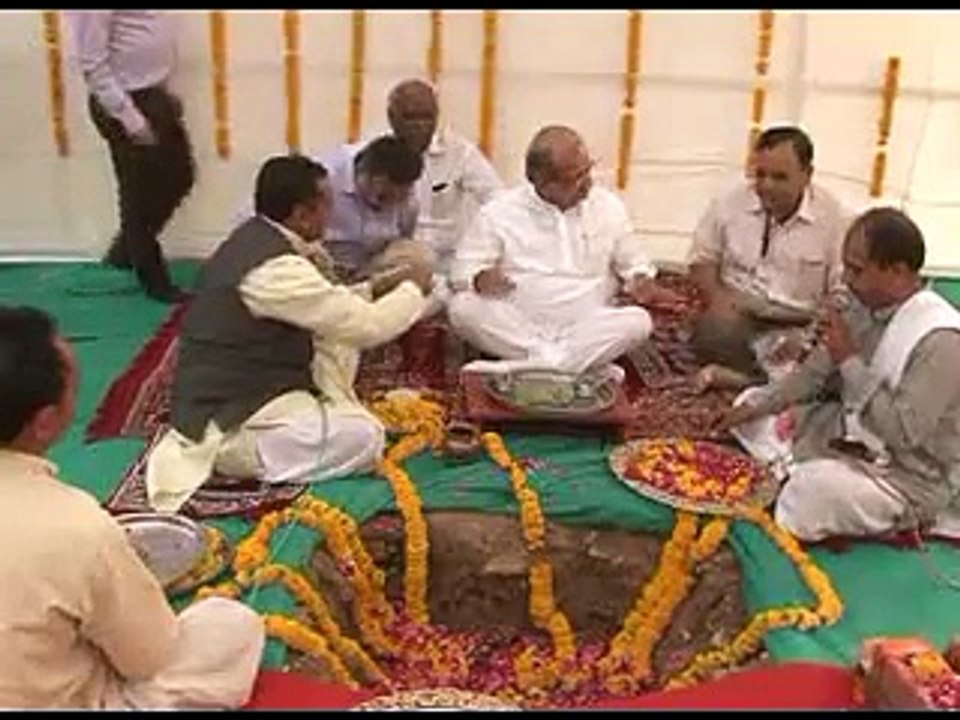Ahmedabad Gujarat University groundbreaking of dev projs by Bhupendrasinh Chudasama