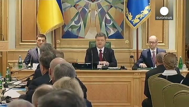 Порошенко готовий провести референдум щодо державного устрою України