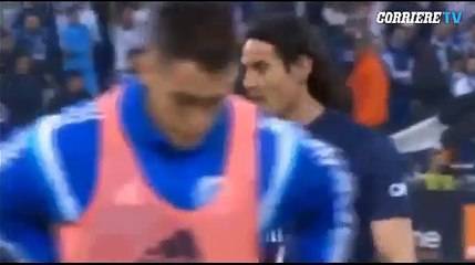 PSG: Edinson Cavani discutió con su técnico luego de haberlo cambiado