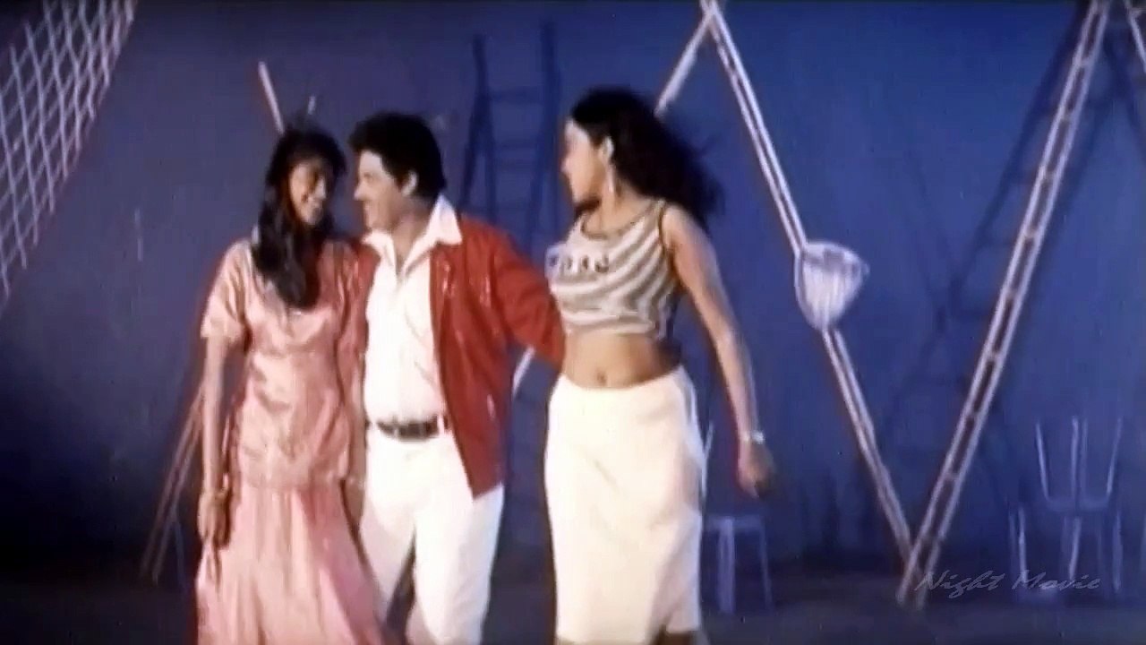 South romantic Scenes | Marina Srungara Purushudu Telugu Movie Desi Glamour Scene | Telugu raunchy Scenes