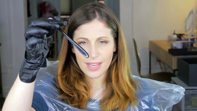 Tutorial Capelli - Clio spiega come realizzare un colore dei capelli naturale con Prodigy