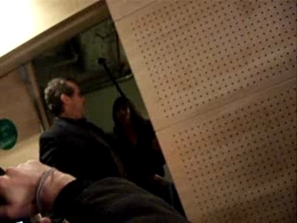 Charlotte gainsbourg entrée à la fnac