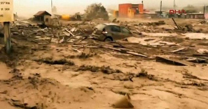 Dünyanın en kurak çölü sele teslim: 25 ölü, 125 kayıp
