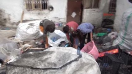 Ankara Geçimlerini Çöpten Sağlamaya Çalışıyorlar