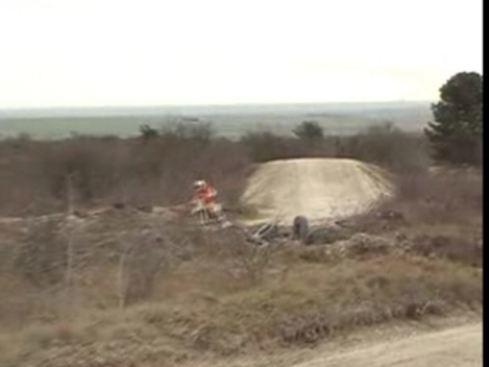 Entrainement à Chalons en Suzuki 250