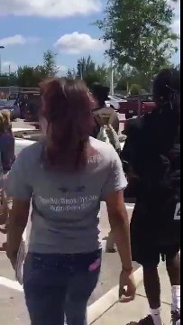 Baston violente dans un lycée américain ....