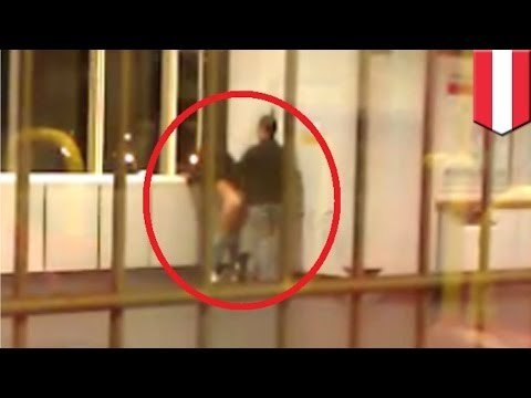 Секс в венском метро