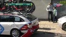 Sébastien Chavanel percuté par une voiture sur le Tour des Flandres 2015