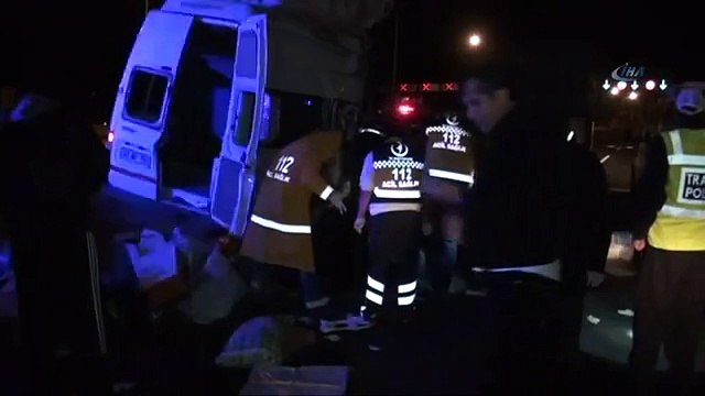 Düğün dönüşü katliam gibi kaza: Gelin ve damat da öldü