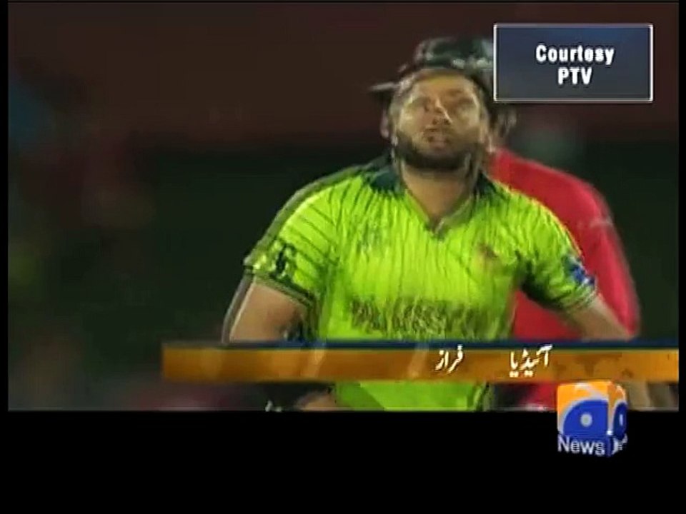 Nasir Jamshed finally holds on