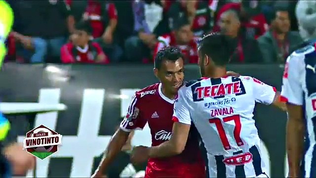 Juan Arango fue suspendido dos fechas tras morder 'a lo Luis Suárez' a rival