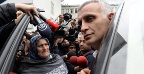 Şüphelinin Annesinden Hacıosmanoğlu'na: Çocuklarım Senin Yüzünden İçeride