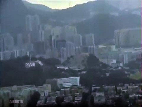 Boeing 747 Cockpit Video Hong Kong Kai Tak Airport (1998)