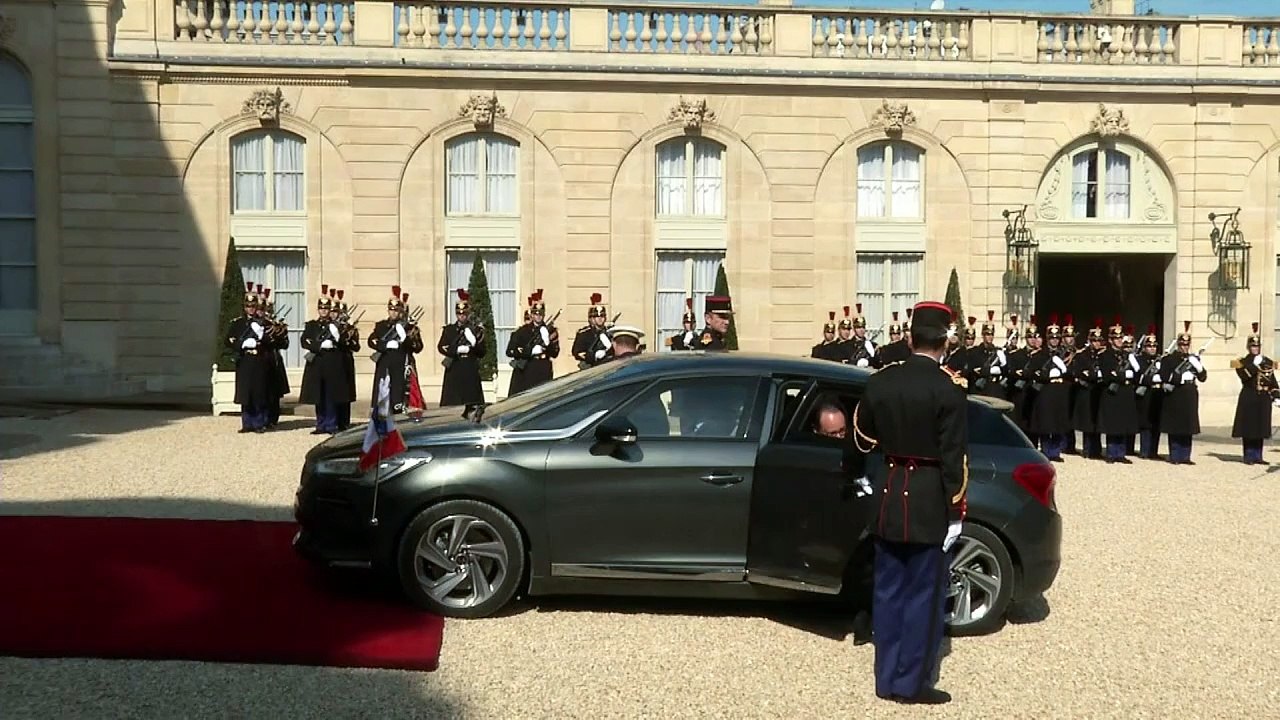 Hollande reçoit le président tunisien Béji Caïd Essebsi