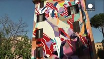 زیباسازی محله های شهر رم با نقاشی دیواری