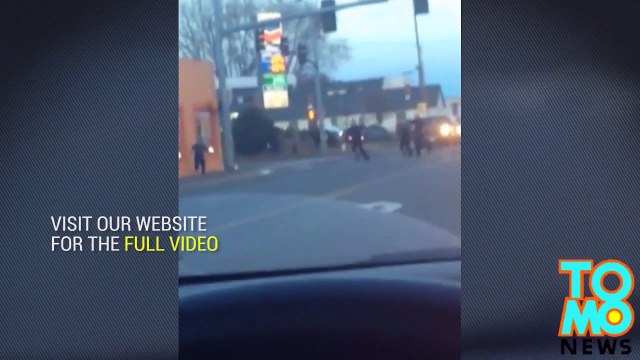 فيديو صوره متفرجين لشرطة واشنطن تقتل المواطن زامبرانو مونتس