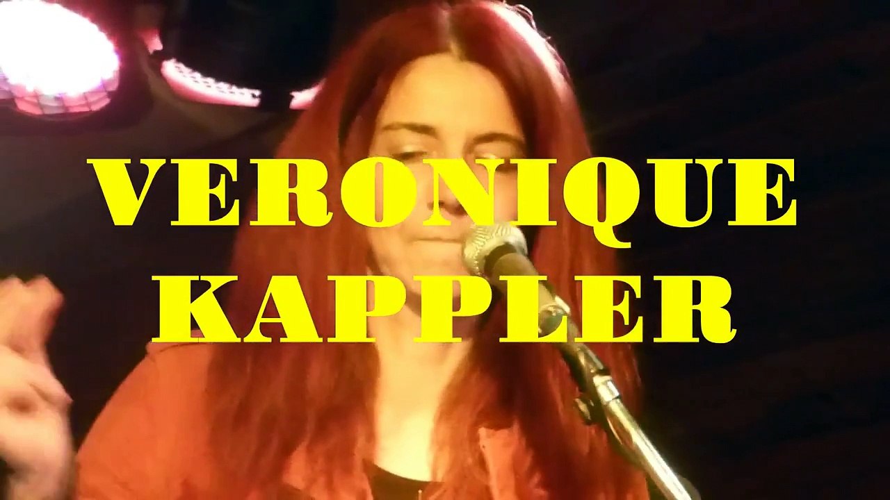 VERONIQUE KAPPLER : "Dans les yeux des dames" (Liège, péniche Legia, 2015)