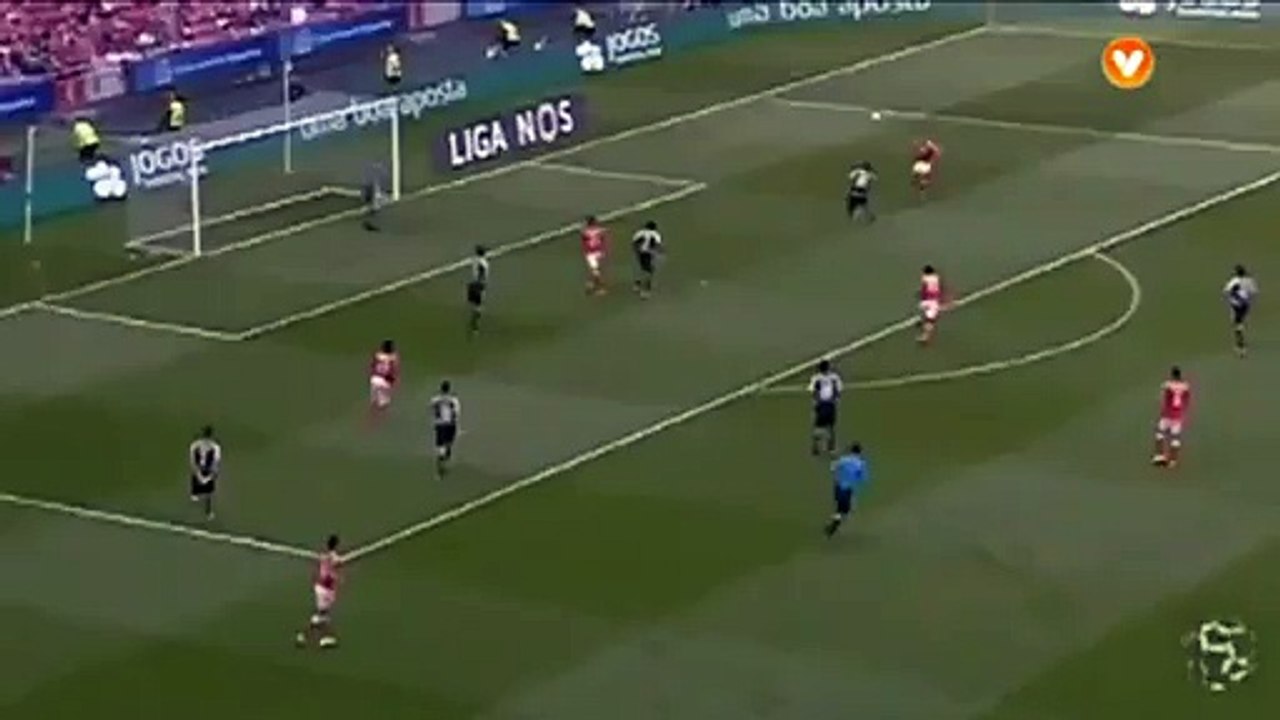 Le geste technique magique d'Eduardo Salvio avec Benfica