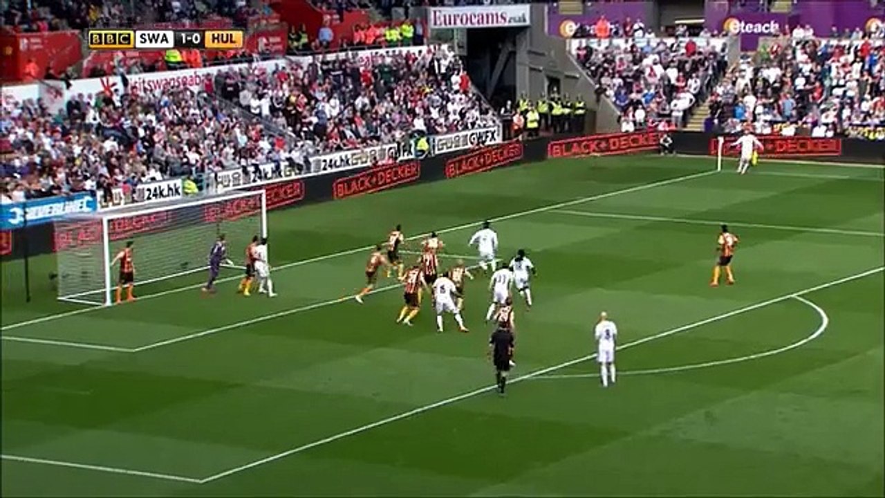 w31-bg-7-gomis.mp4